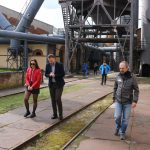 Przestawiciele Miasta Starachowice, fundacji oraz Team Ukraine Love podczas wizyty na Wielkim Piecu
